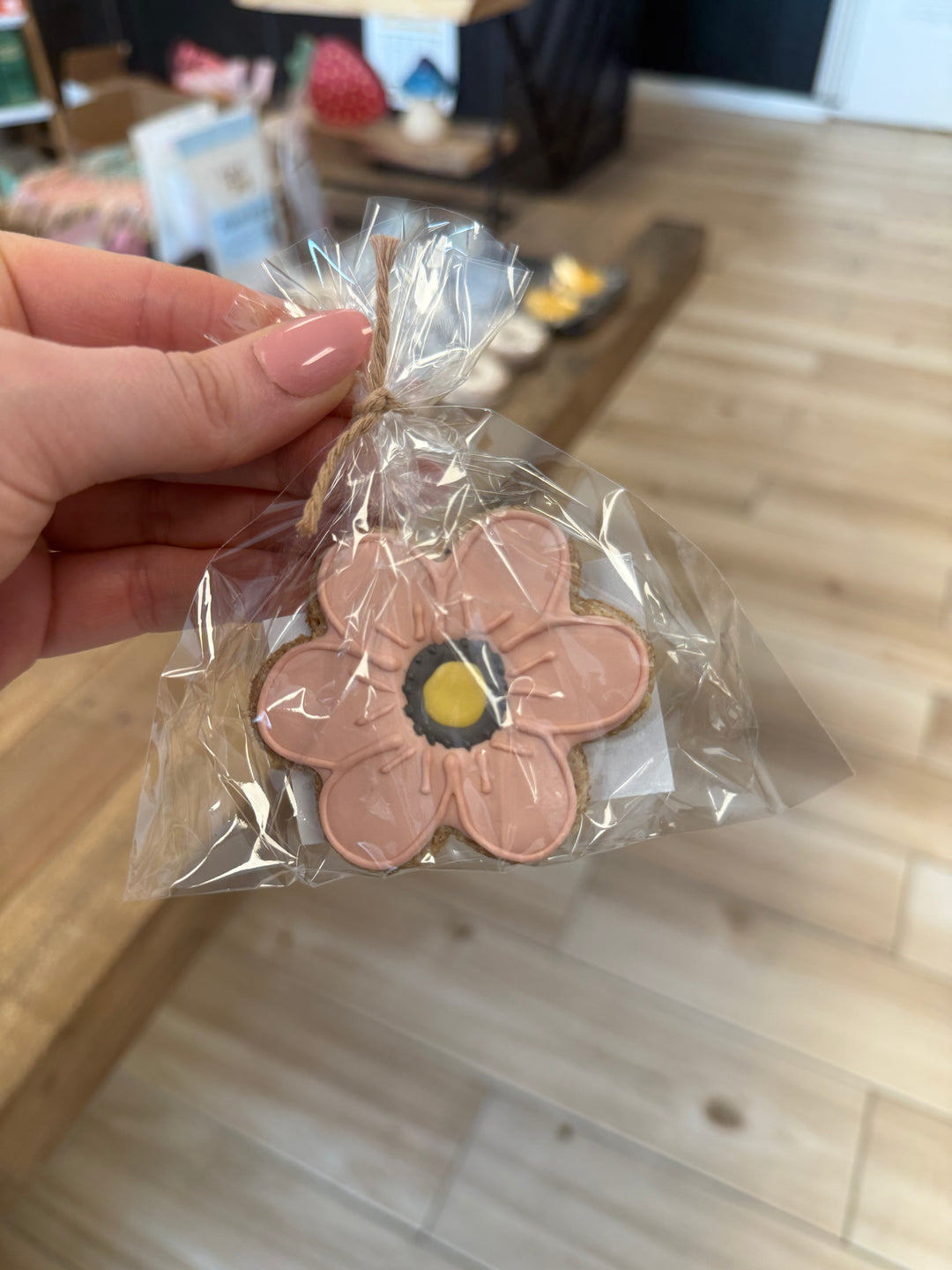 Bakery Table: Single Cookie - Flower
