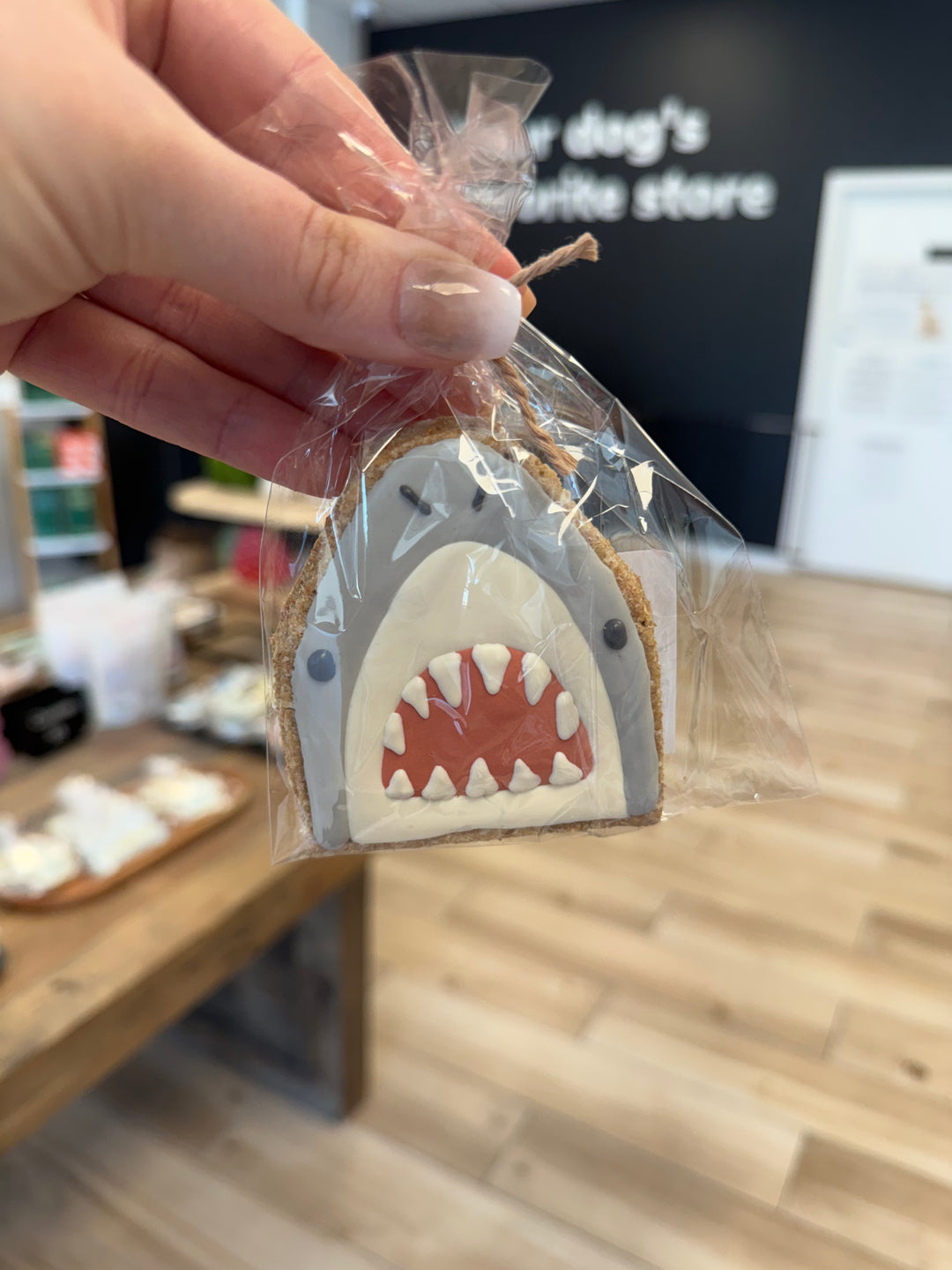 Bakery Table: Single Cookie - Jaws Shark