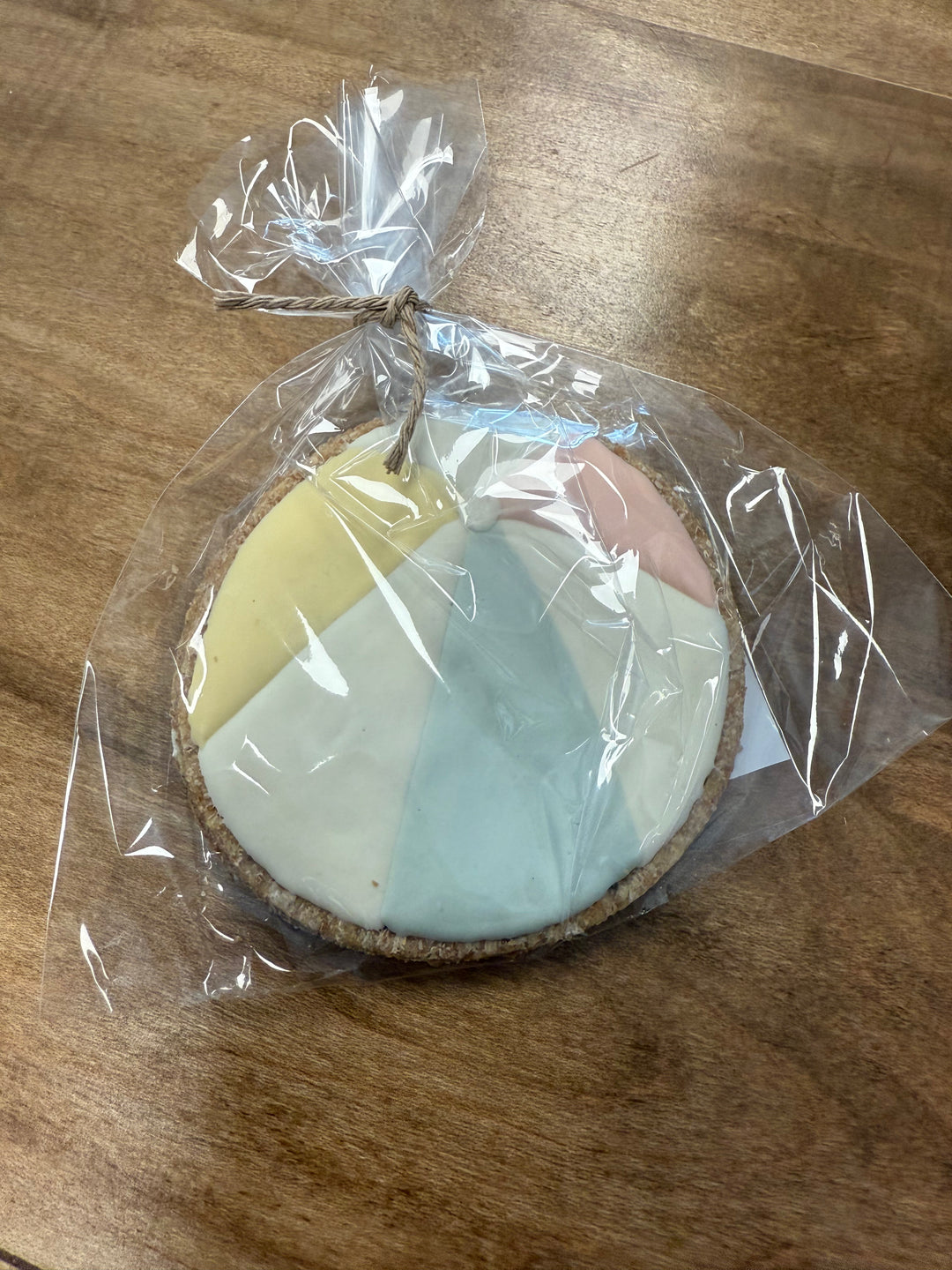 Bakery Table - Beach Ball Cookie