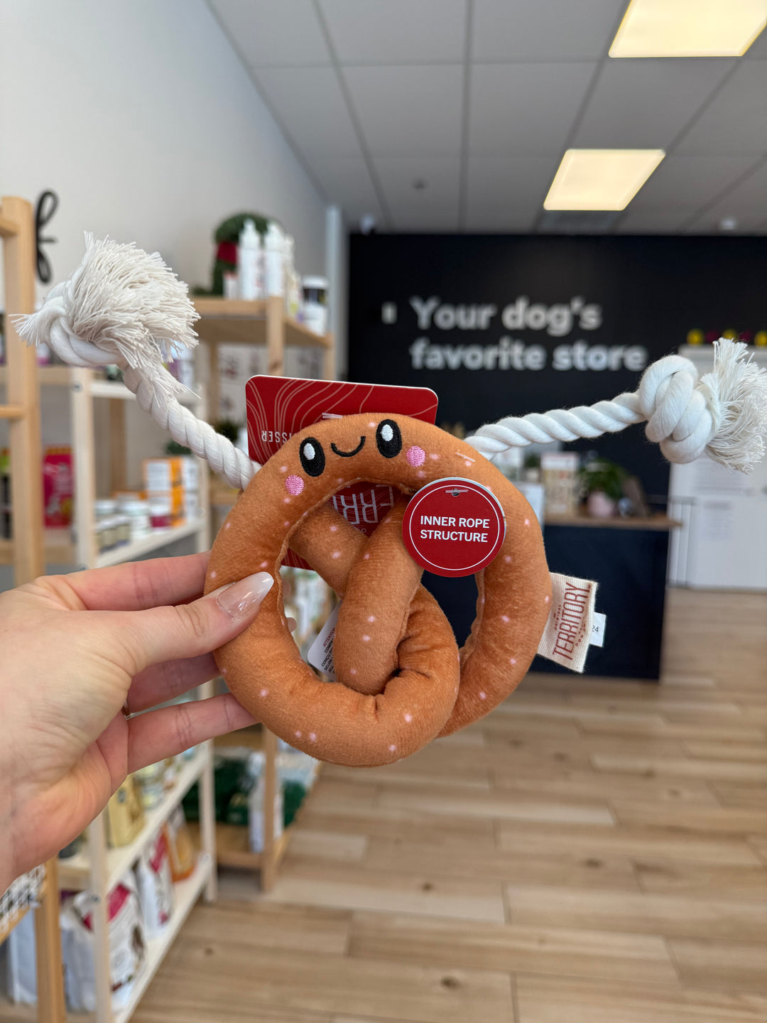 Dog Toy: Pretzel Rope Tug Toy