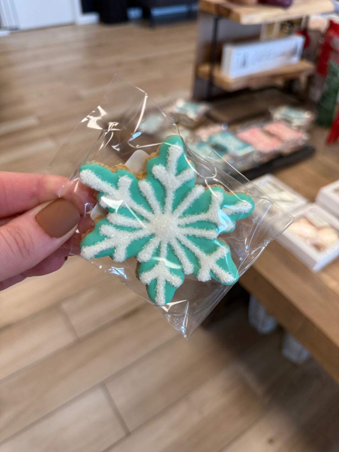 Bakery Table: Single Cookie - Glitter Snowflake